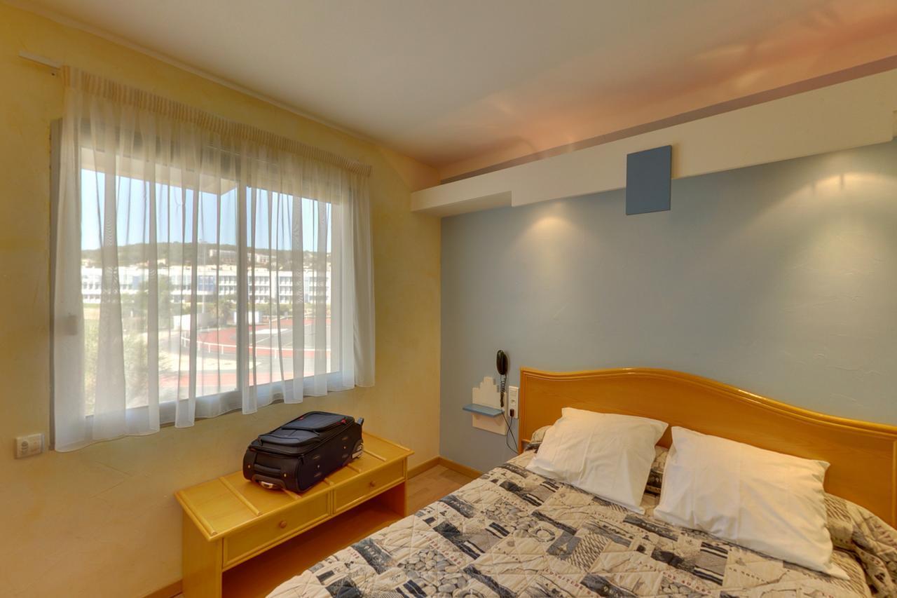 La Conga Hotel 2*